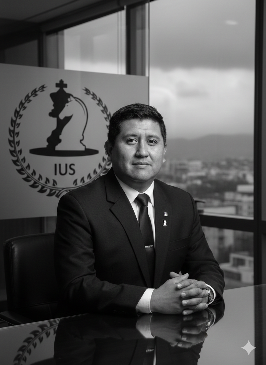 Abg. Nino Danilo Ángel Asinardo Guevara